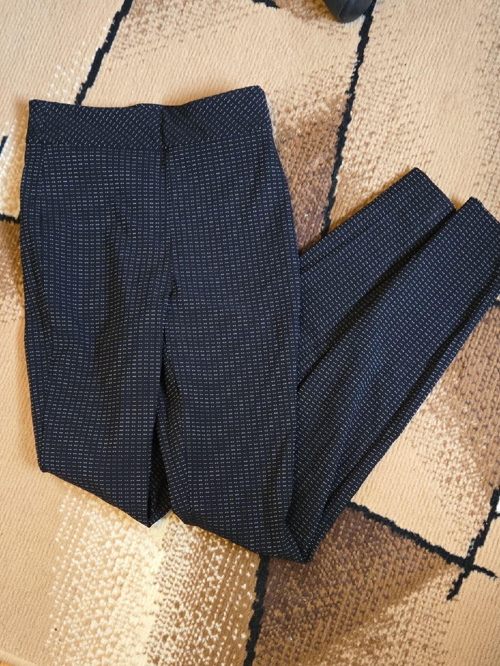 RW & CO Black Geometric Print Legging
